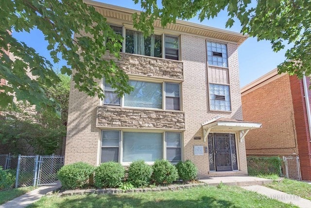 Photo - 5942 W Addison St Unit 1