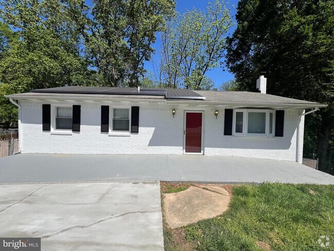Building Photo - 903 Park Terrace Rental