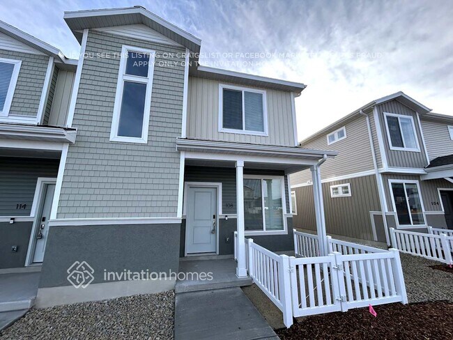 Photo - 108 N Riverside Dr