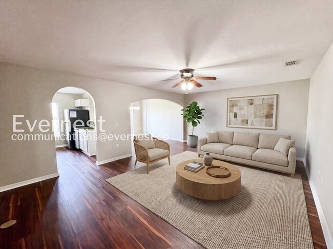 Photo - 3823 Exeter Ln