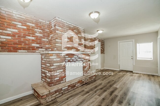 1320 Lafayette Ct