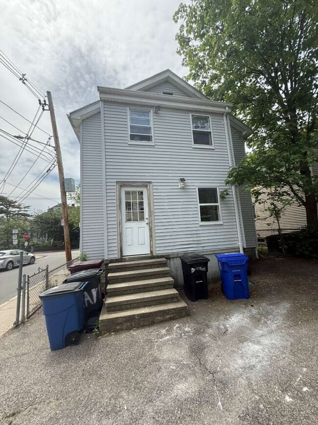 Photo - 50 Raymond St Unit 1