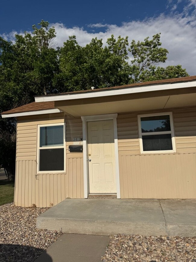 Building Photo - 345 W 200 S Unit Tri C