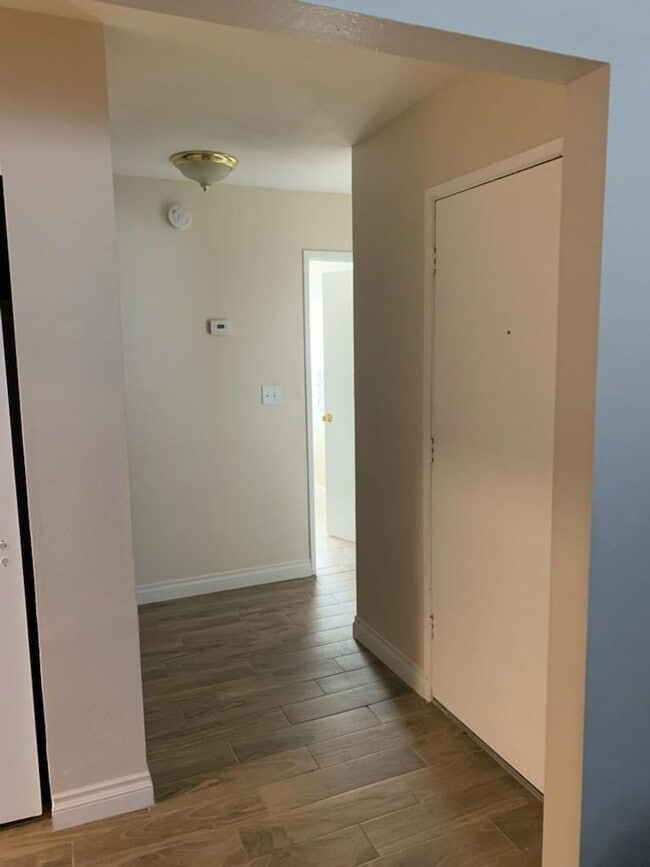 Photo - Two Bedroom Two Bathroom Duplex in Hemet!