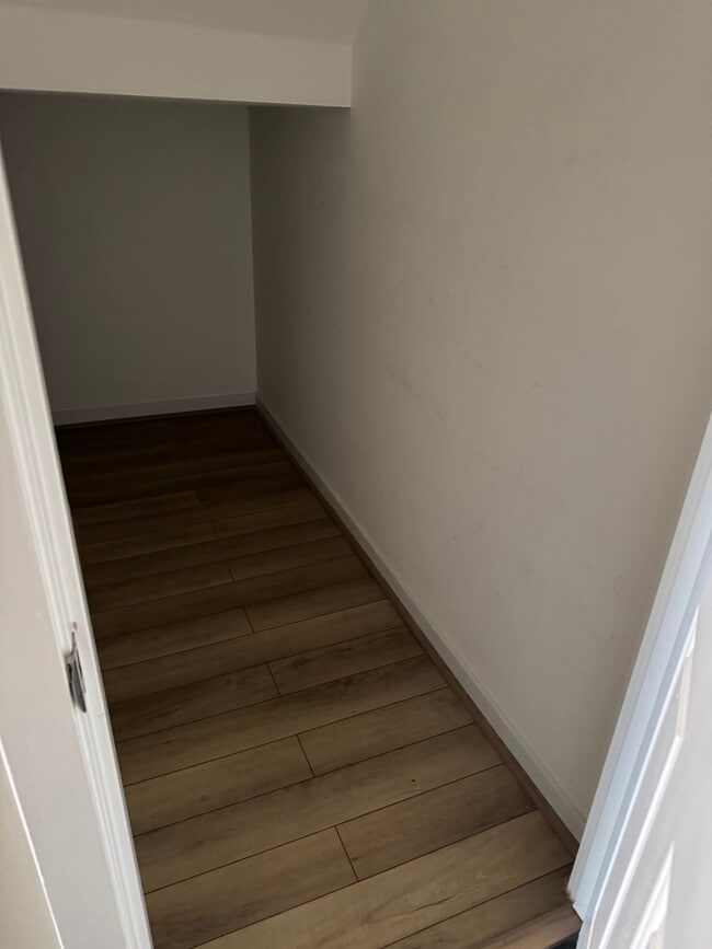 Closet - 1306 Sycamore Square Dr Unit Townhouse