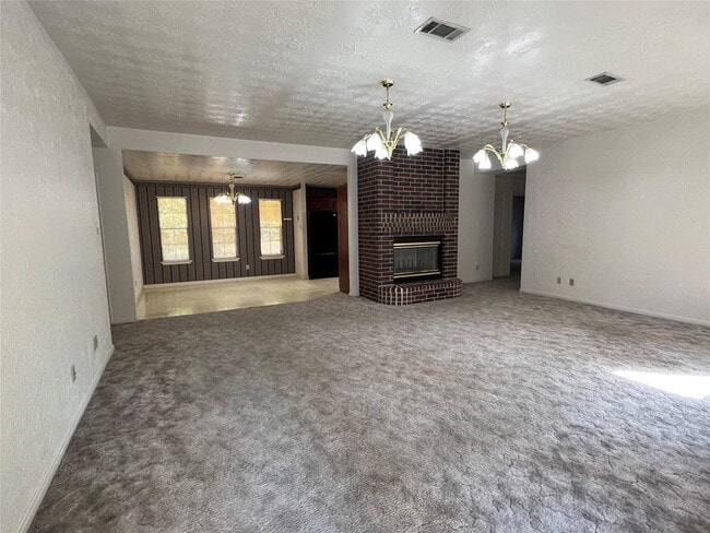 12345 Oak Leaf Rd