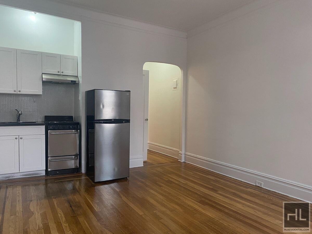 EAST 87 STREET - EAST 87 STREET Apartment Unit 3B