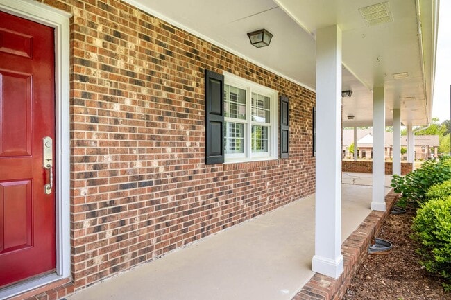 Photo - 7421 Roberts Rd