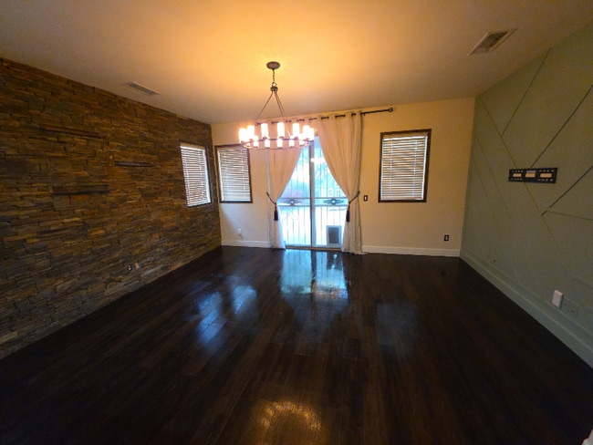 Building Photo - 17004 W Halifax Ln