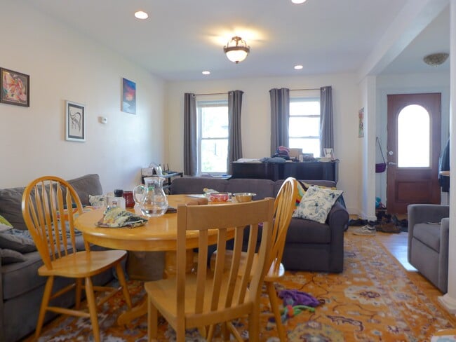 Photo - 120 Gore St Unit a