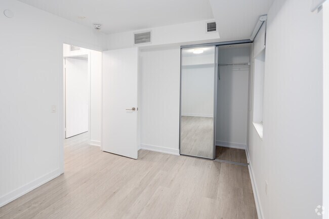 1 Bdrm plus Den