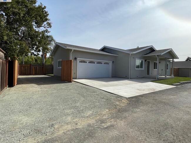 Photo - 3500 Concord Blvd