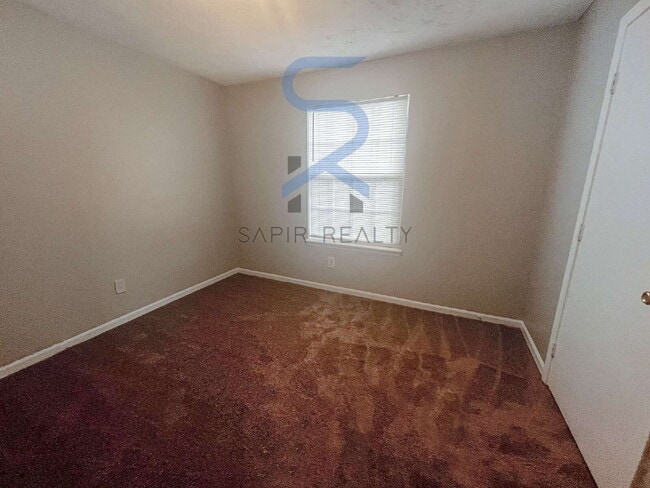Photo - Move in before October 31st and get $100 O...
