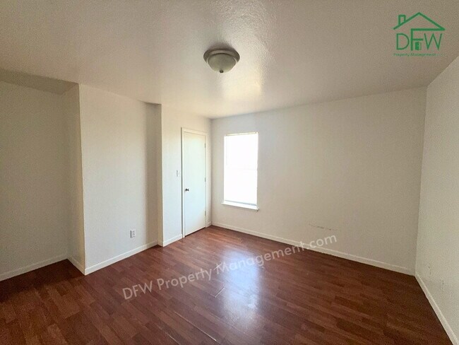 Photo - Charming 2 Bed / 1.5 Bath Townhome for Lease in Celina Unit Apt #B2