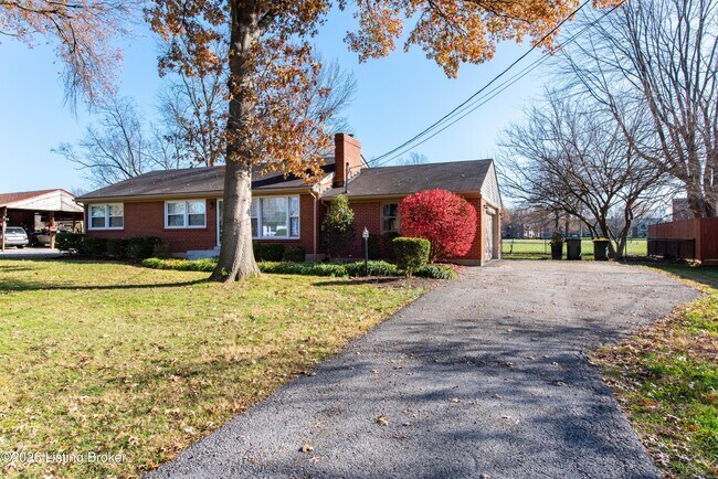 Photo - 18 Cardwell Way