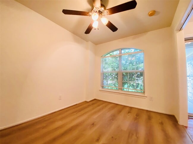 Photo - 5747 Wandering Creek Dr