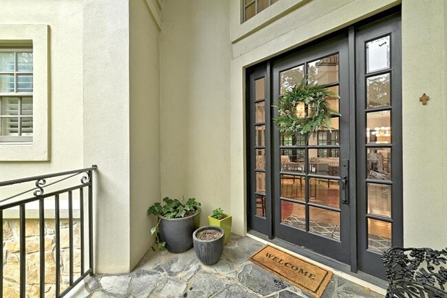 Photo - 2100 Rue De St Germaine