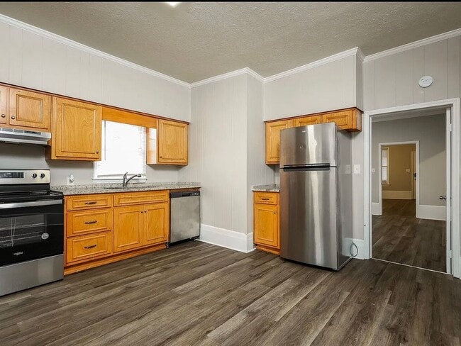 Photo - 2121 Nichols Ln