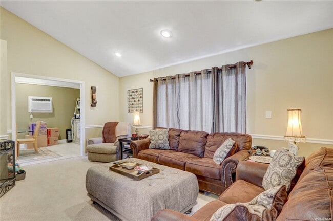 Photo - 14 Edi Ave