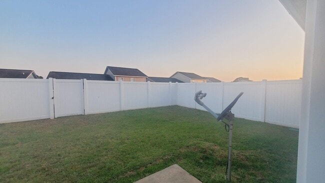 Building Photo - Wakefield Subdivision!!!  One Story Townhome!