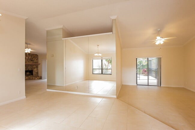 Photo - 14374 Crowberry Ct