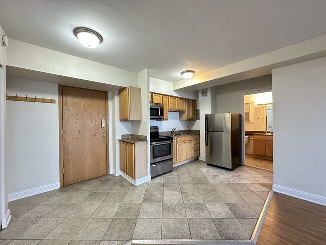 4180 N Marine Dr Unidad 7011