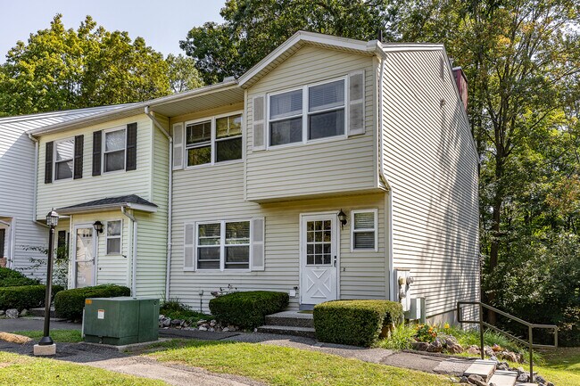 Photo - 25 Padanaram Rd