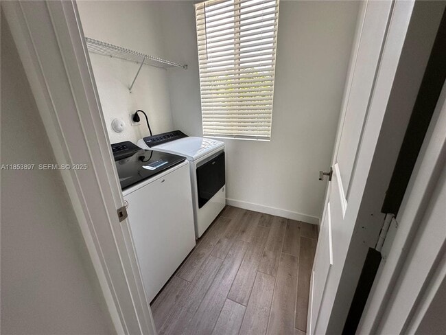 Photo - 1092 SE 23rd Ave