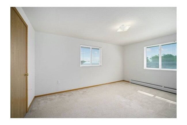 HILLTOP PARK APARTMENTS