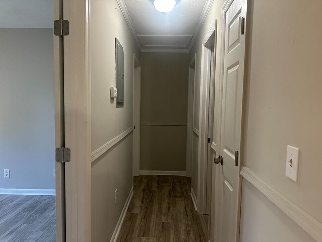 Photo - 5843 Memphis St