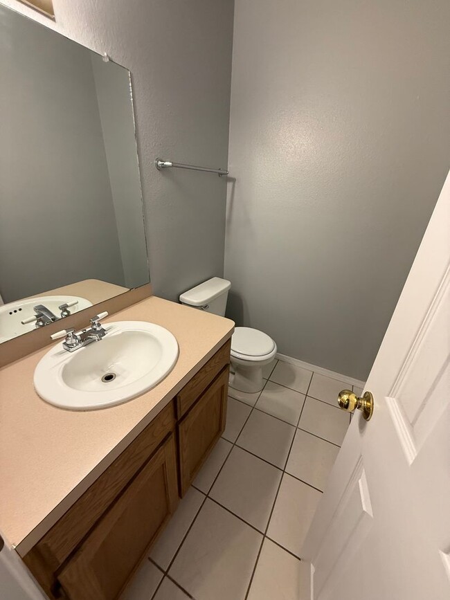 Photo - 3 Bed 1.5 Bath House Total Electric close to U of A Fort Smith