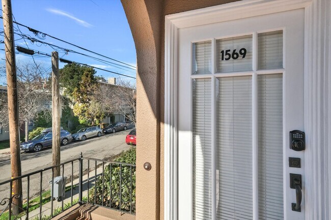 Photo - Move in Now! Single Bed (MALE) in Shared R... Unit 1569 - Bed B