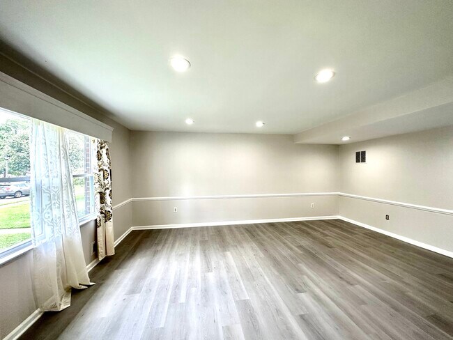 Photo - 1 Knaves Ct Townhome