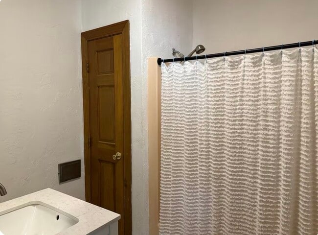 Photo - 41 Hollywood St. Unit Apt. 1