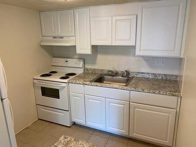 Photo - Tamarack Apartments