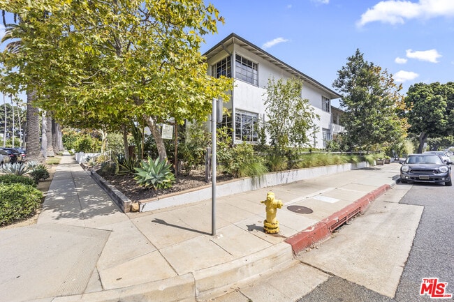 Photo - 1807 Montana Ave Unidad C