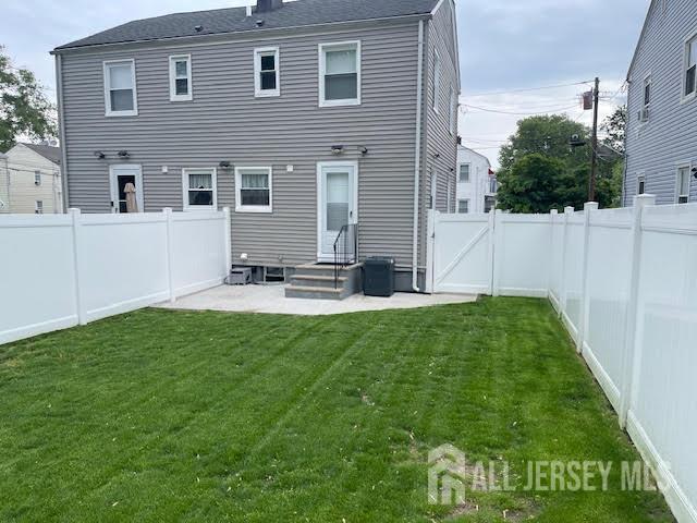 Photo - 545 Olive Pl