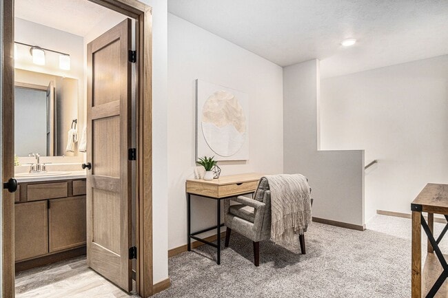 Photo - The Rateliff 11