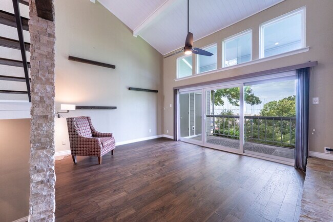 Photo - 300 Rush Creek Dr Unit A2