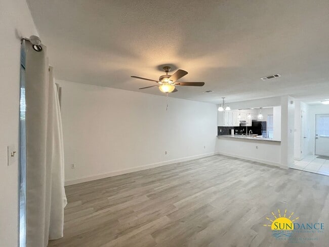 Photo - Lovely 2 Story end unit Townhouse in Fort Walton!