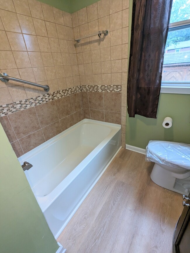 Photo - 3213 Lagrange Dr