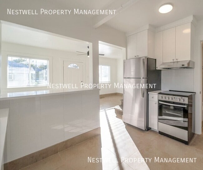 Photo - 2310 S Green St Unit A