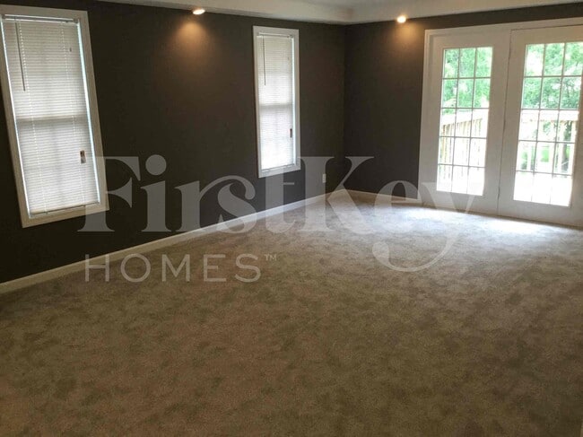 Photo - 1904 Wornall Rd