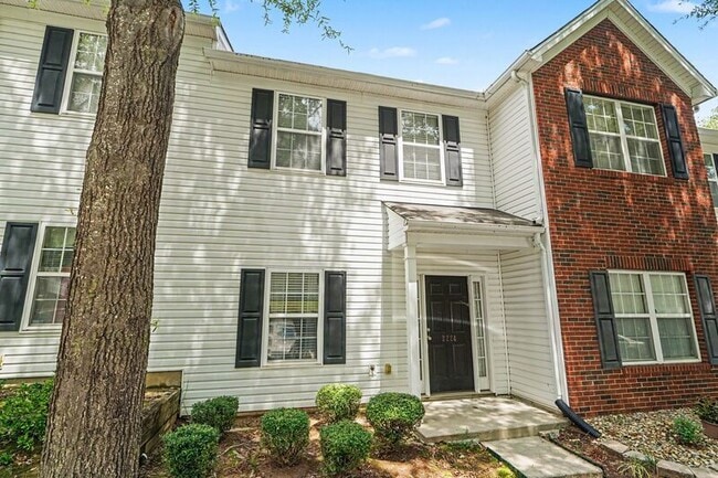Photo - 2224 Winthrop Chase Dr