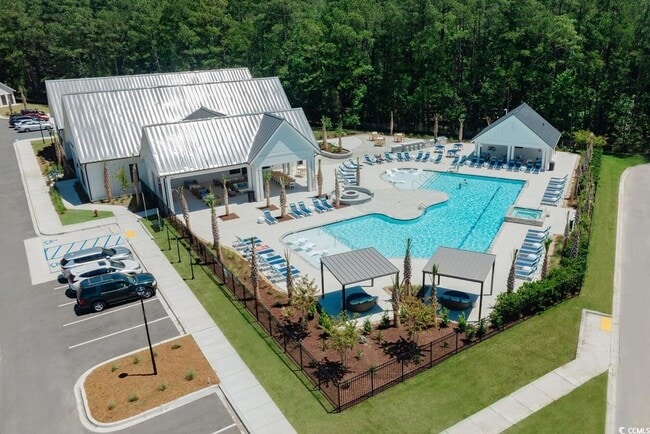 Building Photo - 331 Pickwick Dr Unit A2