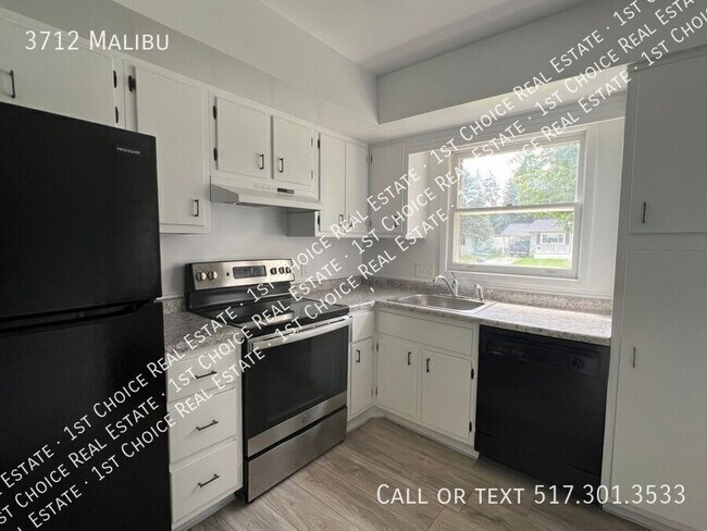 Photo - 3712 Malibu-
