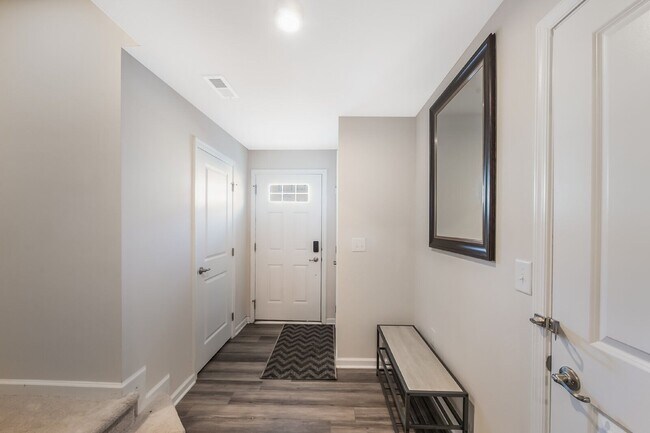 Photo - 6616 Pathfinder Wy