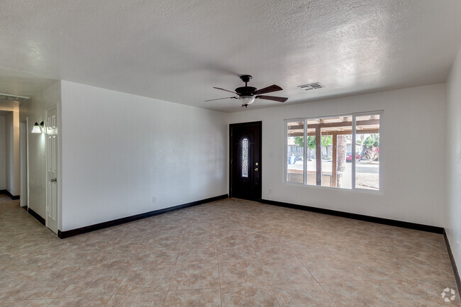 Building Photo - GORGEOUS REMODELED HOME WITH 2 MASTER BEDR...