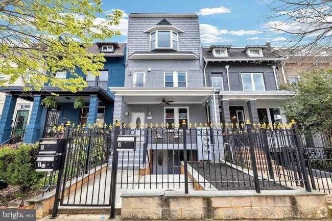 Building Photo - 210 Upshur St NW Unit 1 Rental