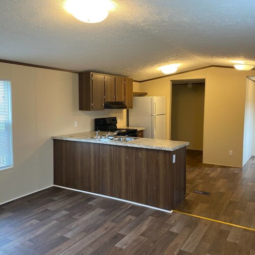 Photo - Pinetree Place